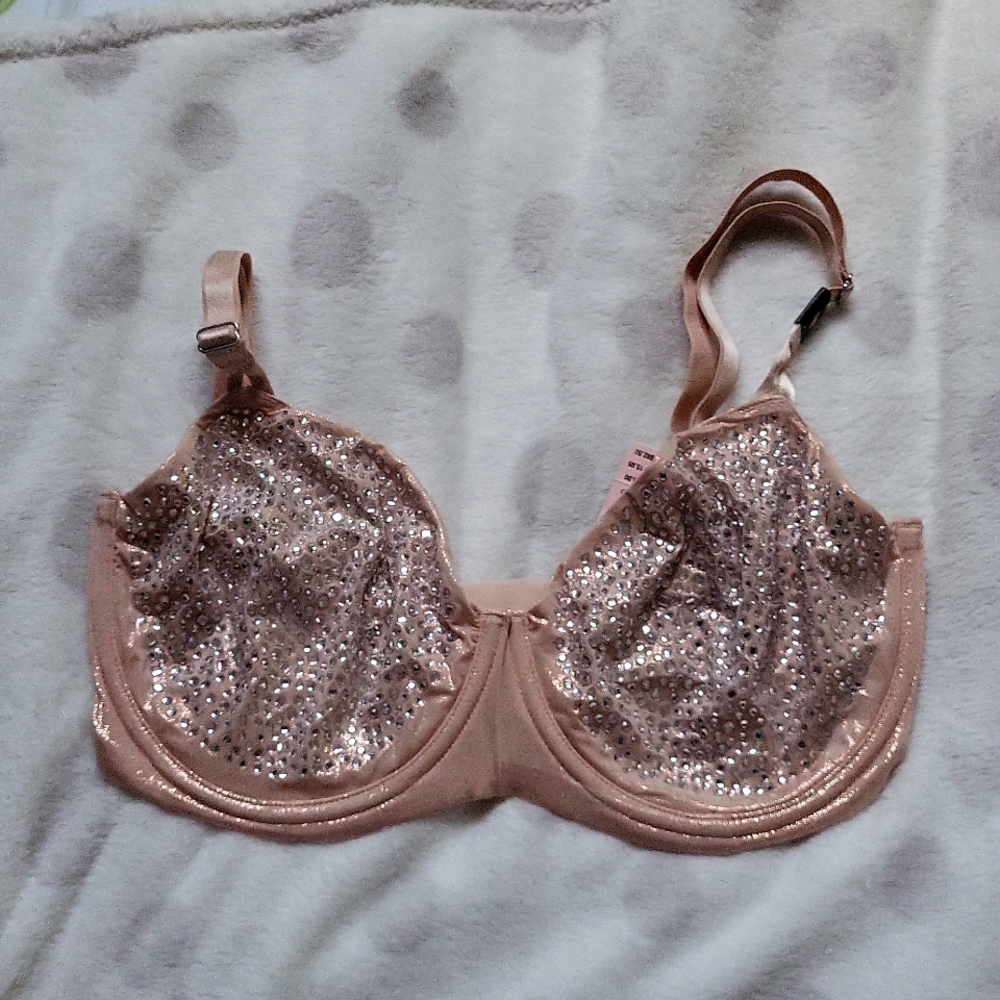 NWT Victoria's Secret Unlined Crystal Detail Bra | Size 34DDD
